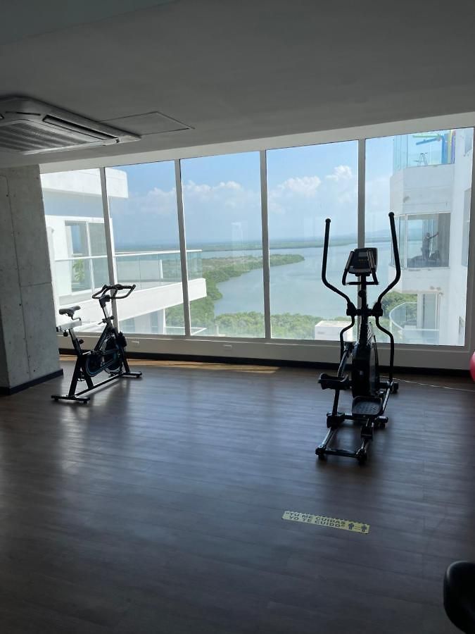 Oceana Beautiful Ocean Front Condo *